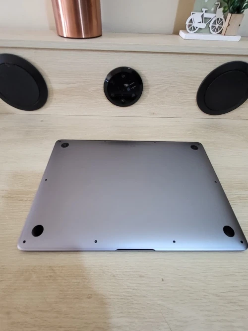 MacBook Air M1 | 8GB RAM | 256GB SSD |