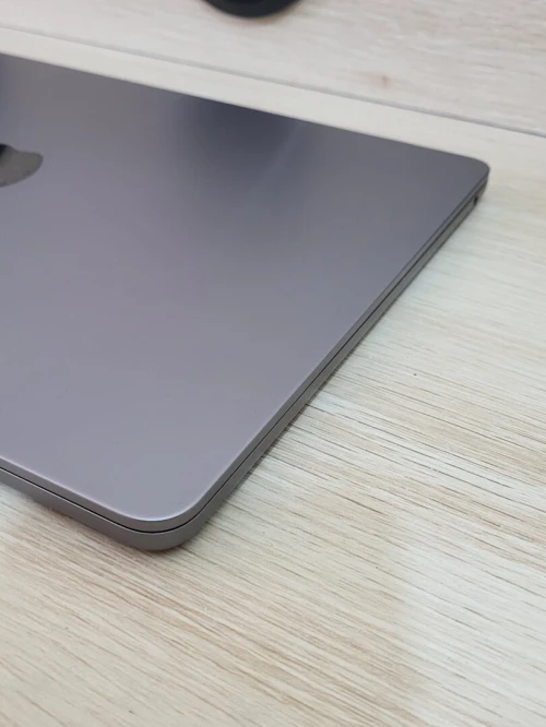 MacBook Air M2 2023 | PUCE M2 8 CPU | GPU 10 COEURS | 8GB RAM | 256GB SSD | CYCLES 61