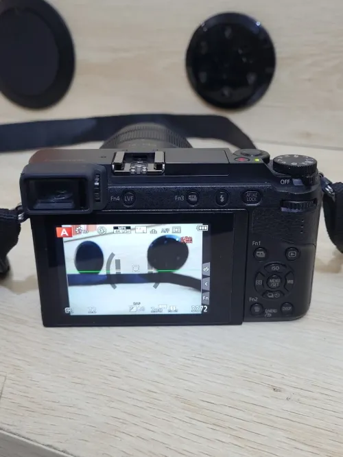 Panasonic Lumix GX80 | Hybride Compact Vidéo UHD 4K + panasonic lumix g vario 14-140mm f3.5-5.6 asph
