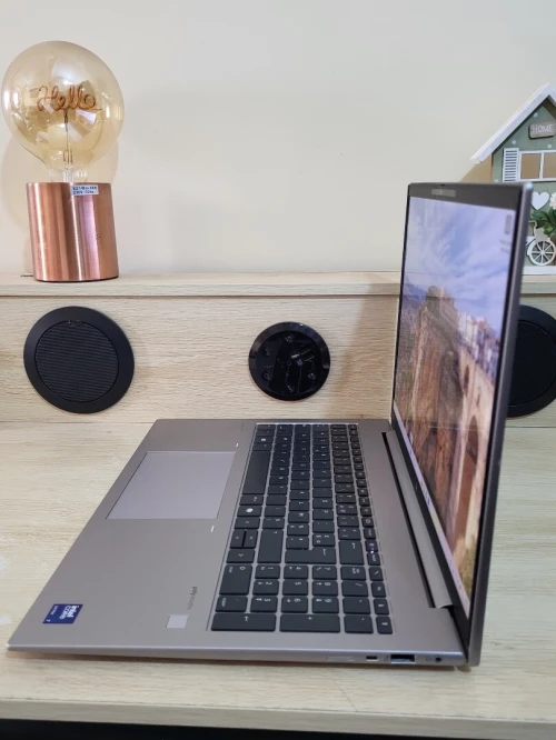 HP ZBook Firefly 16 G11 | CORE Ultra 7-155H | NVIDIA RTX A500 4GB | 32 RAM | 1TB SSD | WORKSTATION