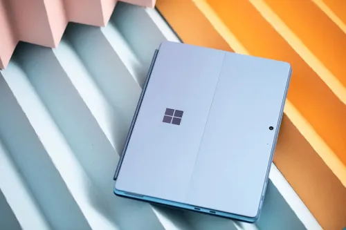 Microsoft Surface Pro 7 10EME GEN CORE i5 1035G4 - 8GB RAM - 128 SSD