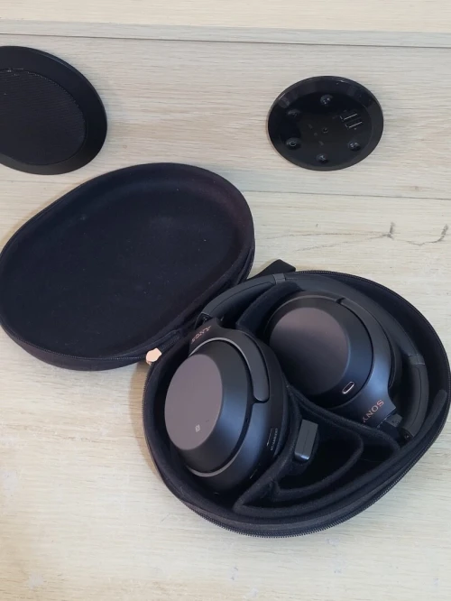 Sony WH-1000XM3 Casque sans fil Bluetooth à réduction de bruit (batterie 30h, capteur tactile, application Headphones Connect, fonction de charge rapide