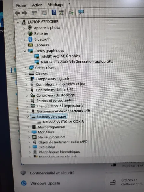 THINKPAD P16v | CORE ULTRA 7-155H | RTX 2000 ADA 8GB | 32GB RAM | 1TB NVMe SSD | Workstation