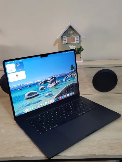 MacBook Air M2 15'' 2023 | PUCE M2 8 CPU | GPU 10 COEURS | 24GB RAM | 256GB SSD | CYCLES 362