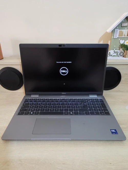 DELL LATITUDE 5550 | INTEL CORE ULTRA 5 135U | 16GB RAM | 512GB SSD | INTEL ARC GRAPHICS