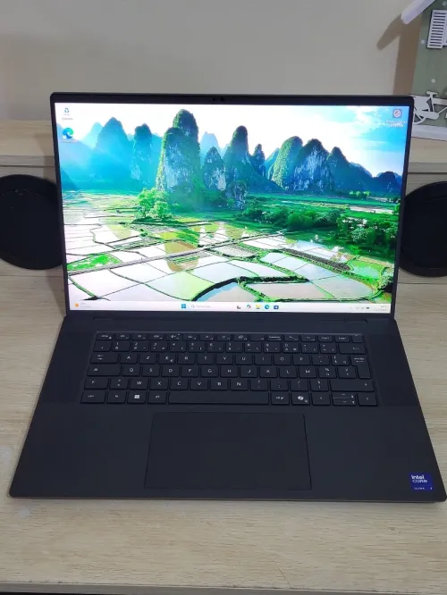 DELL PRECISION 5690 | CORE Ultra 7-165H | RTX 1000 ADA 6GB | 512GB NVMe SSD | 32GB RAM