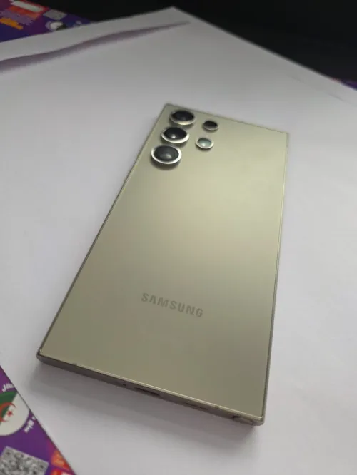 Samsung s24 Ultra 12/256Gb fissurè 