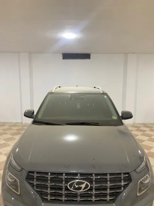 Hyundai Venue  2022 Full option