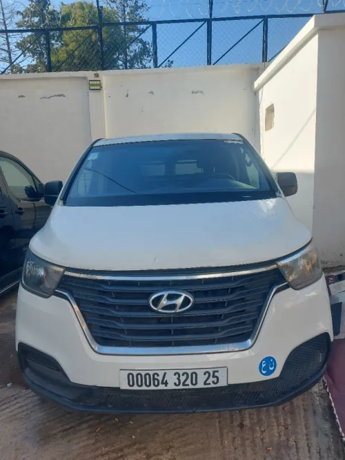 Hyundai H1 2020 Tolé