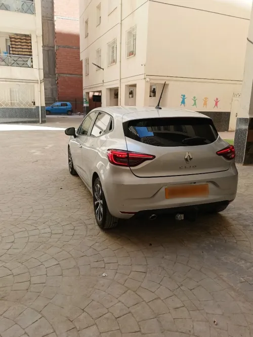 Renault Clio 5  2023 Zen boîte automatique