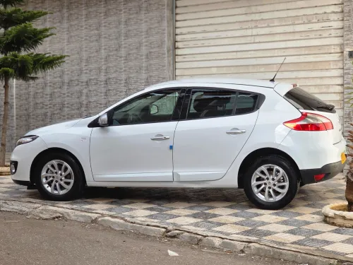 Renault Megane 3 2013 Play