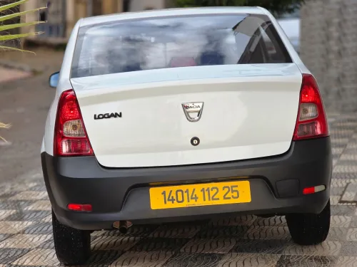 Dacia Logan 2012 La base
