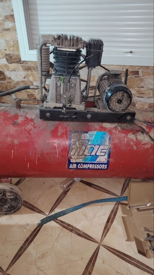 Machine menuiserie aluminium et PVC