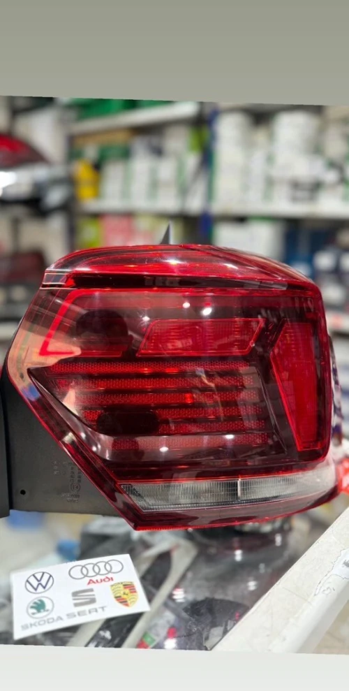 FEUX ARRIERE POLO 2018+ LED