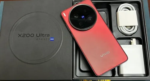 Vivo x200 Ultra Vivo x200 Ultra