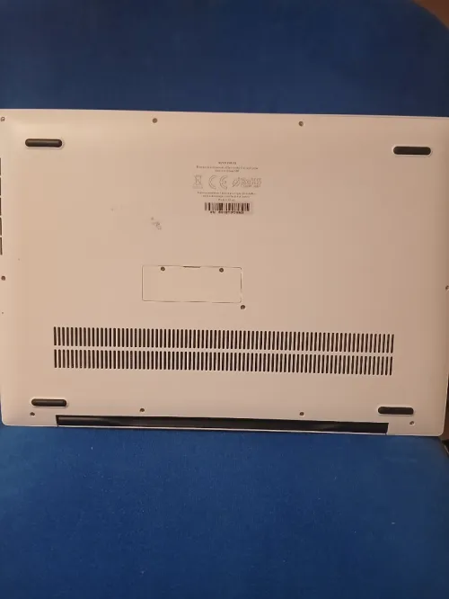 a vendre pc portable neuf THOMPSON 8G/512 SSD