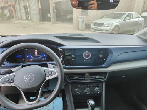 Volkswagen Taos 2022 SE Black 