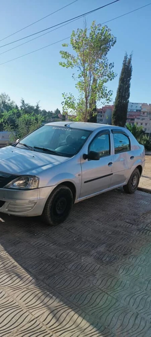 Dacia Logan 2012 1.6
