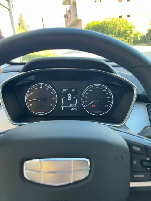 Geely Coolray 2026 