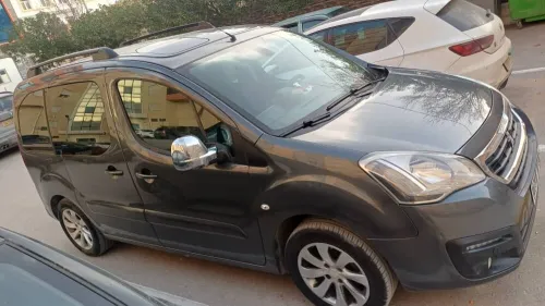 Peugeot Partner 2017 Tepee Allure 