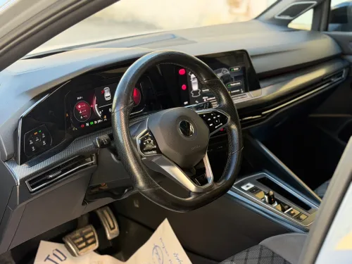 Volkswagen Golf 8 2021 R-Line