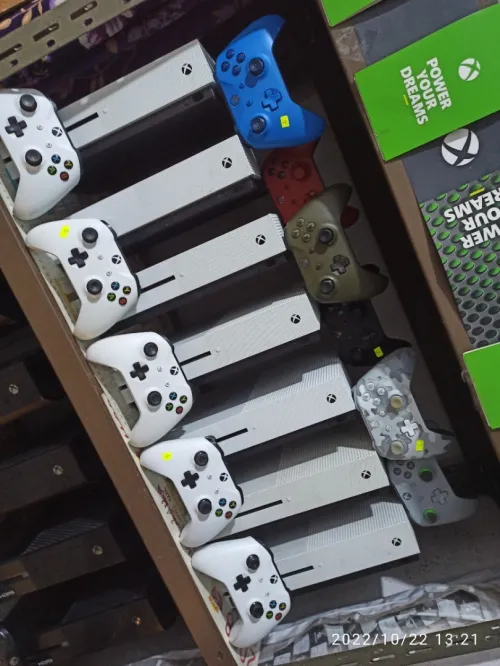 Xbox one , Xbox one s , Xbox one x , Xbox séries s, Xbox séries x