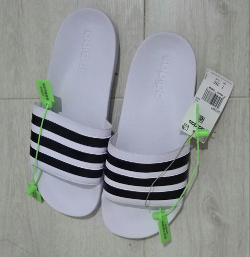 claquette adidas originale