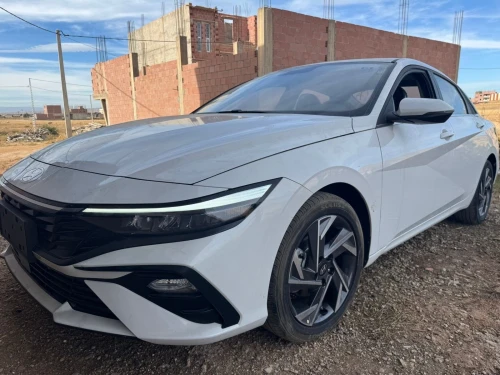 Hyundai Elantra 2025 GLX