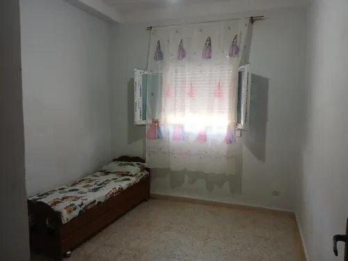 Location vacances Appartement Niveau de villa F3 Chlef Sidi abderrahmane