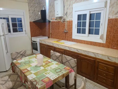 Location vacances Appartement Niveau de villa F3 Chlef Sidi abderrahmane