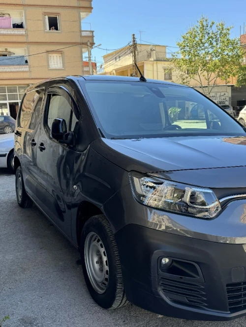 Fiat Doblo 2024 Italie