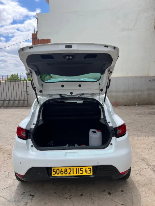 Renault Clio 4 2015 Limited 2