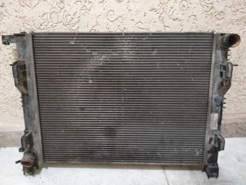 Radiateur dacia Sandero 
