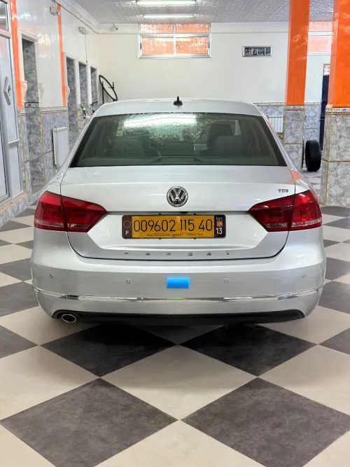 Volkswagen Passat 2015 Caraat
