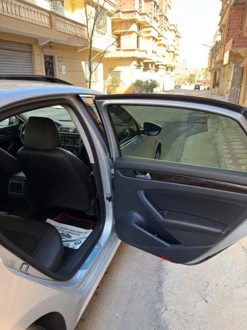 Volkswagen Passat 2015 Caraat