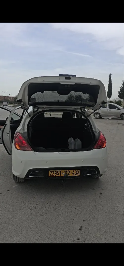 Peugeot 308 2012 Allur finition HAUTE HAUTE