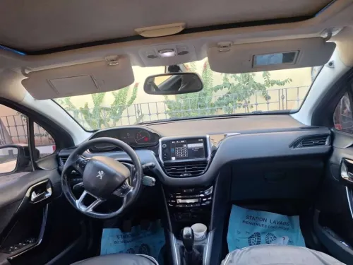 Peugeot 208 2016 Allure