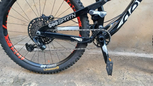Devinci Spartan Carbon