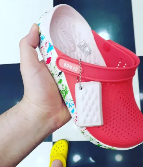 Crocs 