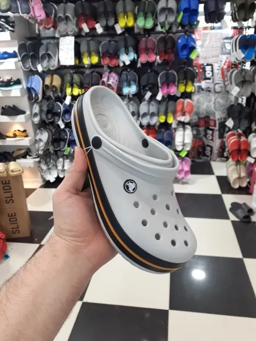 Crocs 