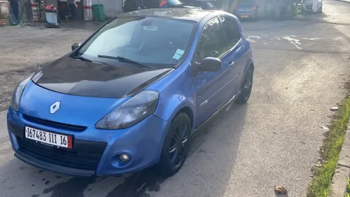 Renault Clio 3 2011 Night and Day