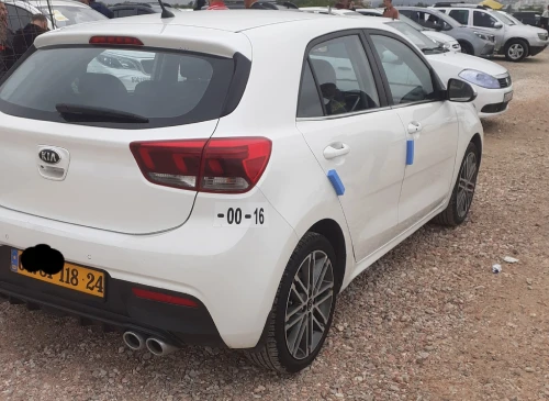 Kia Rio 2018 EX