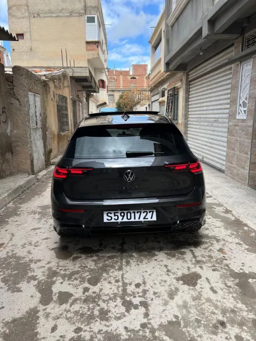 Volkswagen Golf 8 2025 R-Line