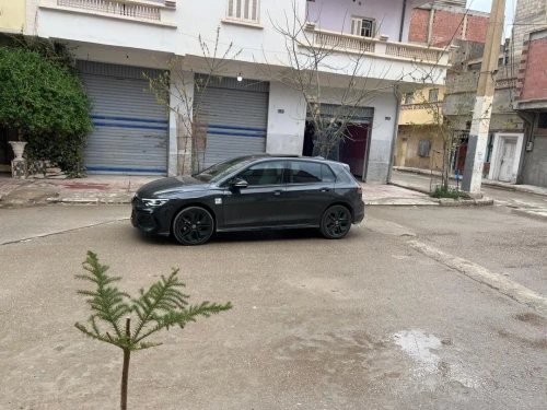 Volkswagen Golf 8 2025 R-Line