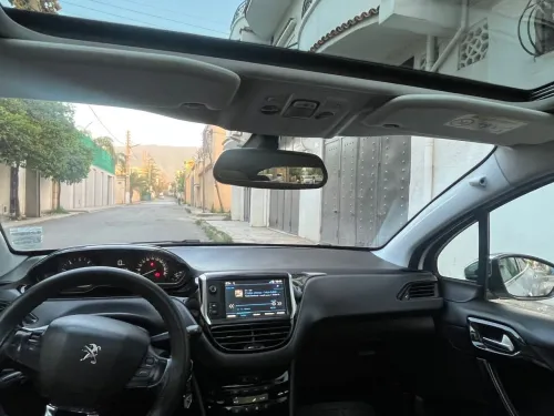 Peugeot 208 2020 Française