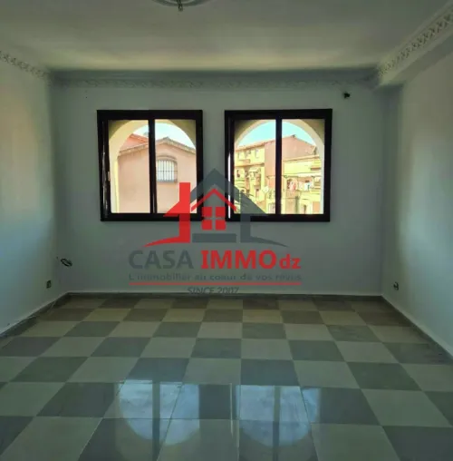 Location Appartement Niveau de villa F4 Alger Dely brahim