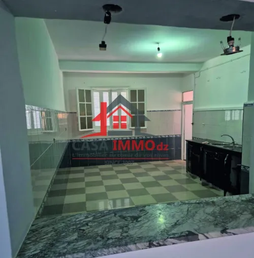 Location Appartement Niveau de villa F4 Alger Dely brahim