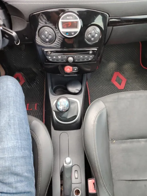 Renault Clio 3 2012 Night and Day