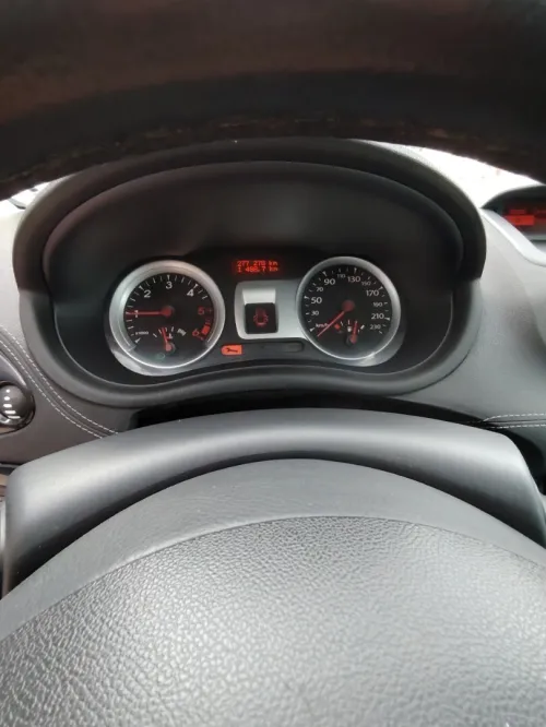 Renault Clio 3 2012 Night and Day