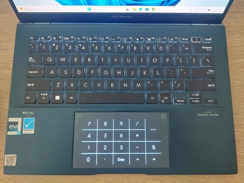 Asus zenbook 14 oled 2.8k i7 1260P 16GB ram 512GB SSD